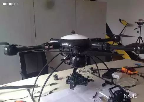 杨启帆的无人机 杨启帆的无人机