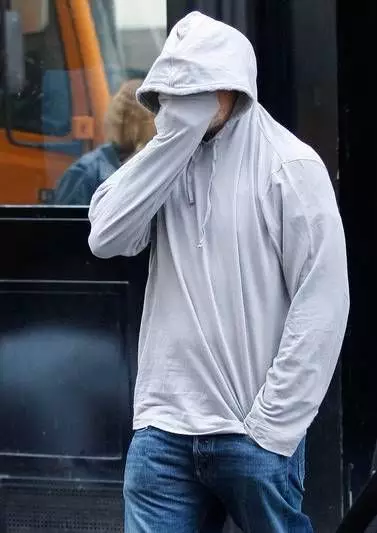 防拍之戴帽子挡脸