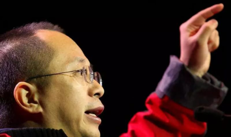 周鸿祎回应“严格遵循披露原则” 周鸿祎回应“严格遵循披露原则”