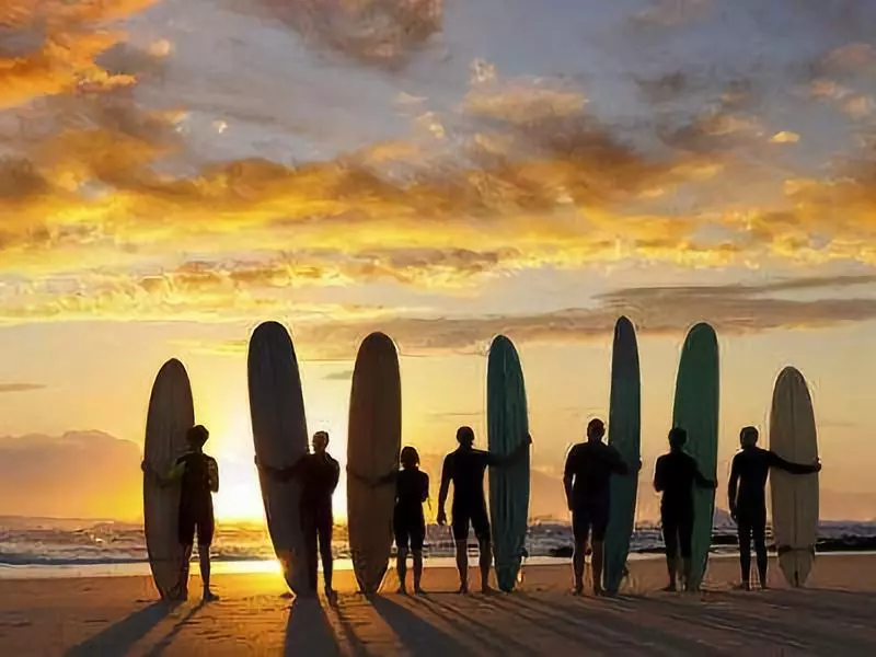 中国人假日越来越多 每年近1/3时间在休假 中国人假日越来越多 每年近1/3时间在休假