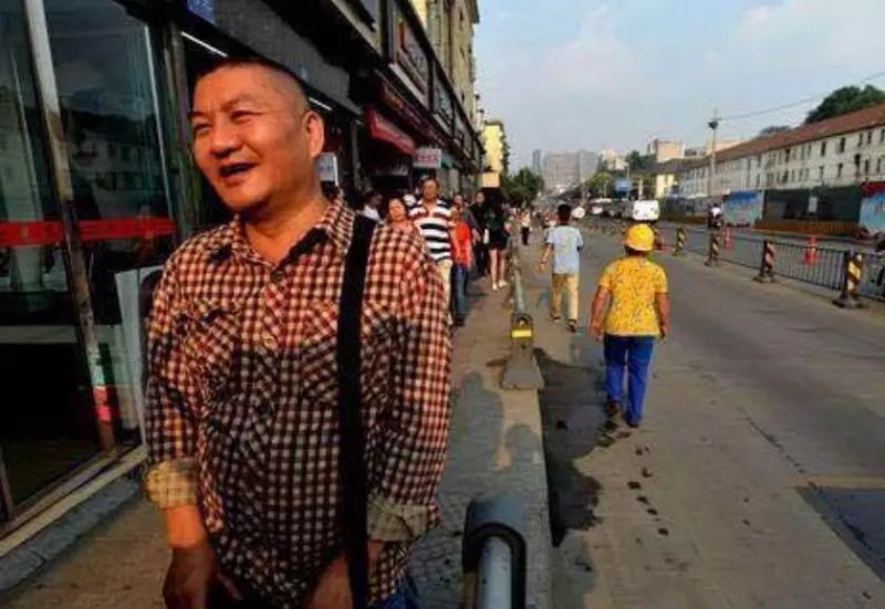 51岁高考“钉子户”:469分再上二本线 明年再来 51岁高考“钉子户”:469分再上二本线 明年再来