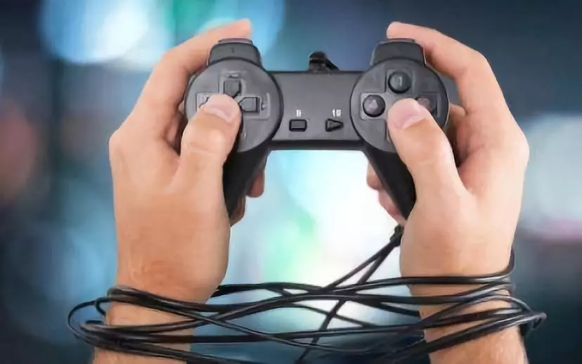 英国收治首例网络游戏成瘾患者:沉迷游戏已休学一年 英国收治首例网络游戏成瘾患者:沉迷游戏已休学一年