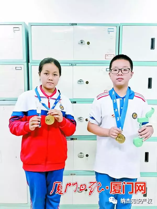 郑淳友和陈霖莹 郑淳友和陈霖莹